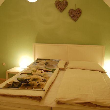 Hofgassl Zentgraf Bed & Breakfast Mörbisch am See Exterior foto