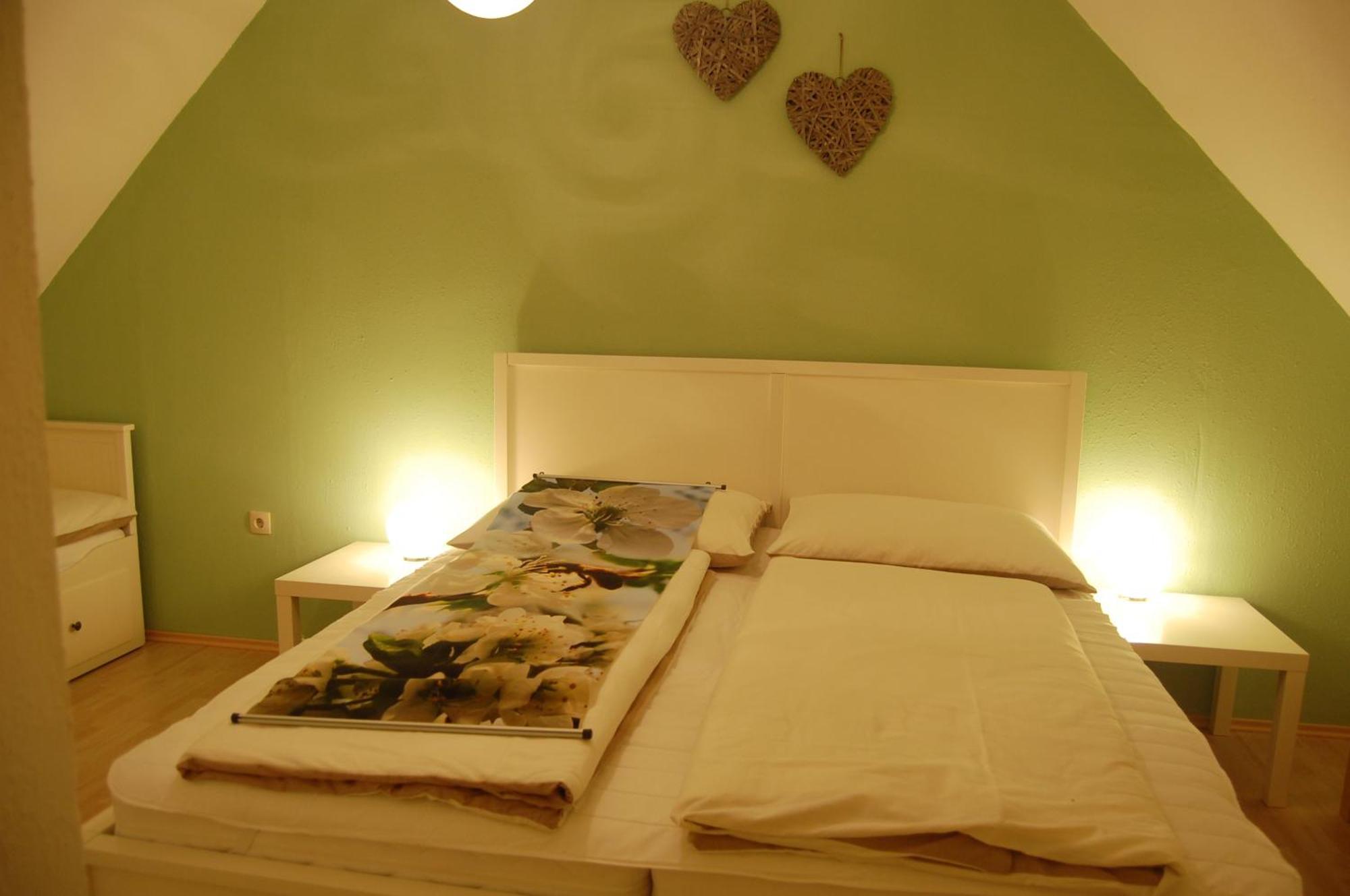Hofgassl Zentgraf Bed & Breakfast Mörbisch am See Exterior foto